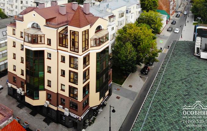 на Трубной, 25с1, площадь 1400 м