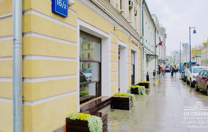 на Сретенке, 16, площадь 1390 м