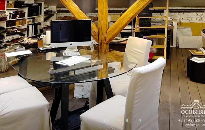 в переулке Красина, 15, площадь 1850 м