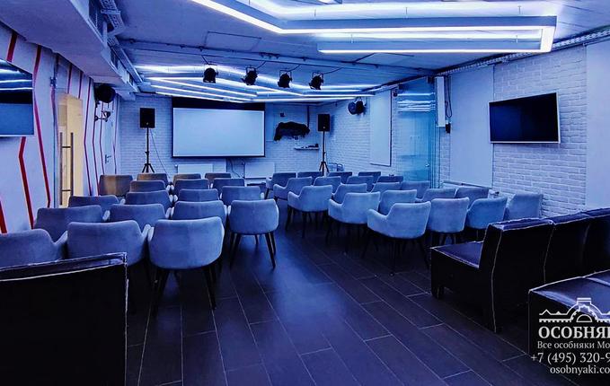 на Земляном Валу, 68, площадь 2500 м