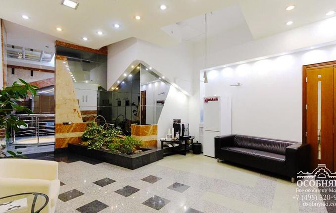 на Земляном Валу, 68, площадь 2653 м