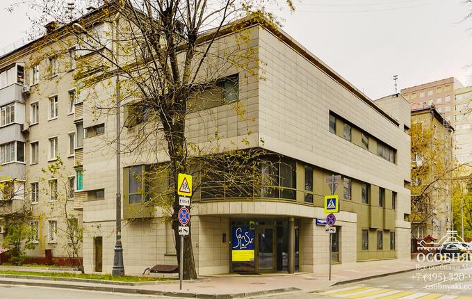 в 3-м Добрынинском, 3, площадь 1000 м