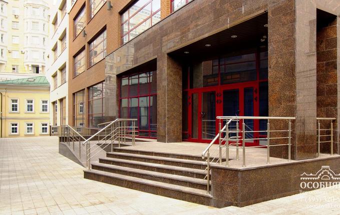 на Гончарной, 21, площадь 1377 м