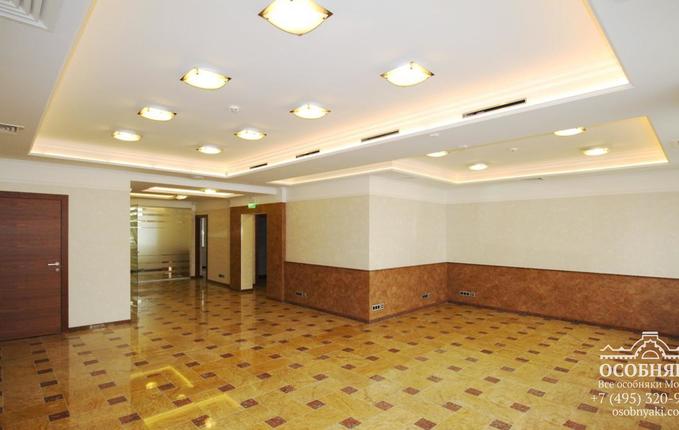 в Малом Каретном, 8, площадь 2450 м