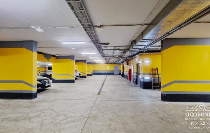 в Малом Каретном, 8, площадь 2450 м