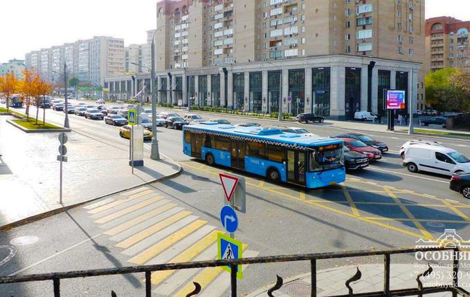 на Большой Якиманке, 21, площадь 1459 м