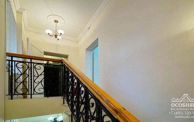 во Вспольном переулке, 21, площадь 550 м