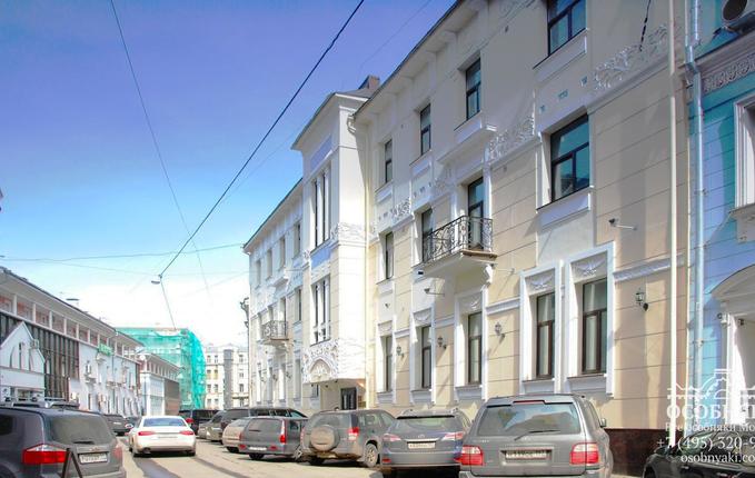 в Нащокинском переулке, 12, площадь 2033 м