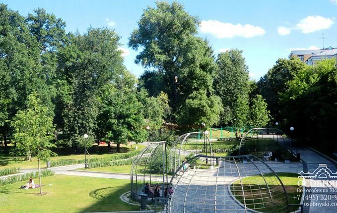 на Новой Басманной улице, 14, площадь 1533 м