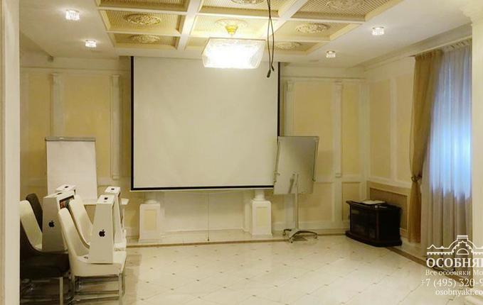 в Гранатном переулке, 24, площадь 490 м