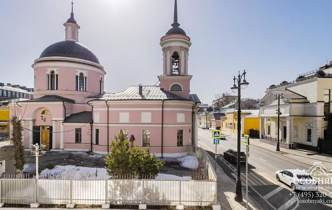 на Большой Ордынке, 37, площадь 620 м