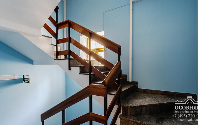 на Большой Ордынке, 37, площадь 620 м