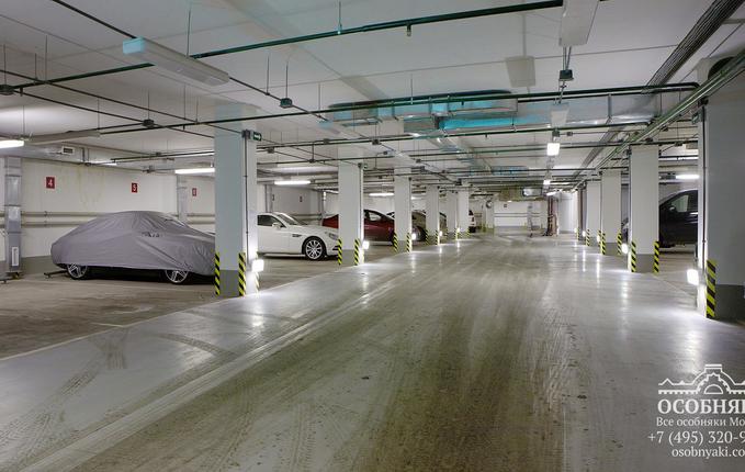 в Большом Гнездниковском переулке, 3, площадь 540 м