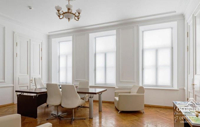 на Земляном Валу, 35, площадь 960 м