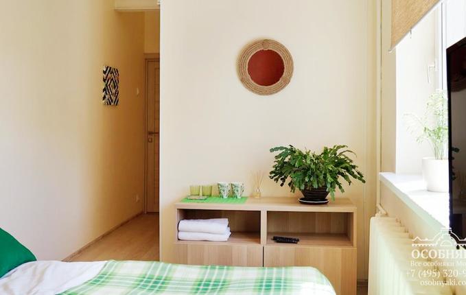 на Добровольческой, 12, площадь 908 м