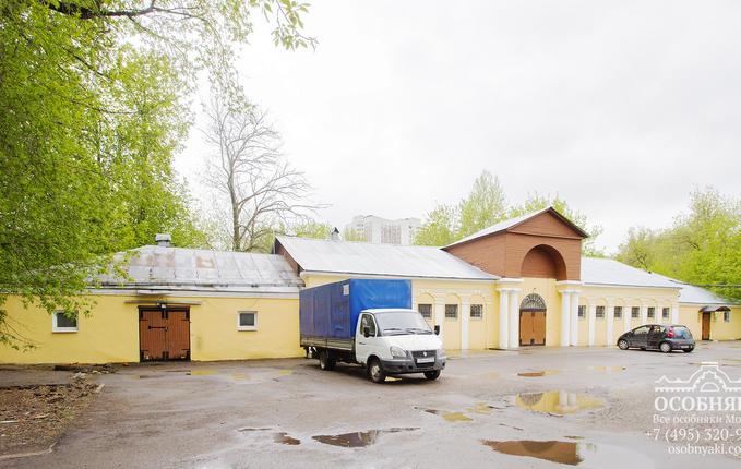 на Ейской улице, 6, площадь 417 м