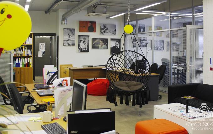 в Милютинском переулке, 10, площадь 2280 м