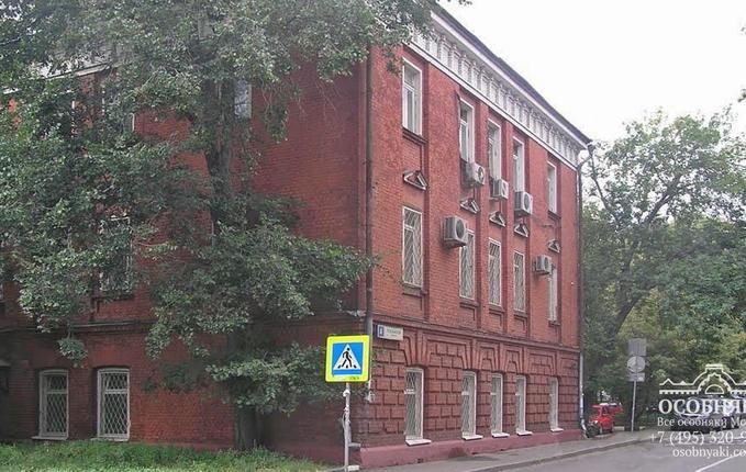 в Токмаковом, 4, площадь 895 м