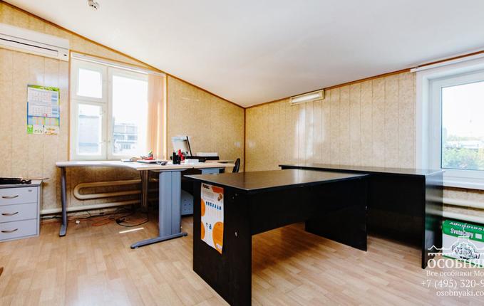 на Большой Почтовой, 38с5, площадь 733 м