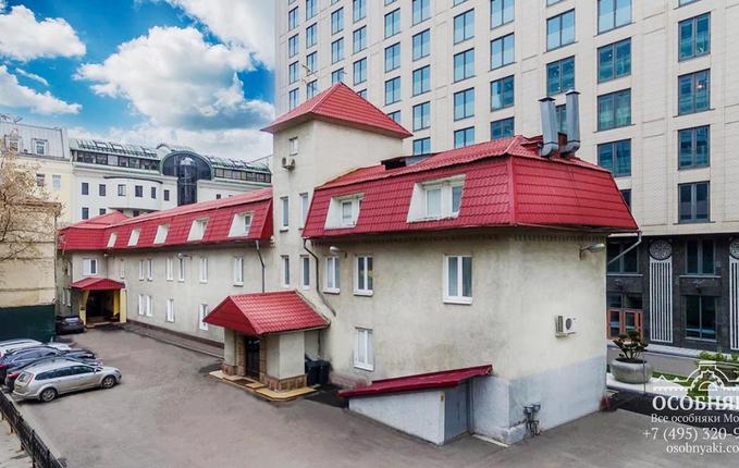 на улице Гашека, 12, площадь 1252 м