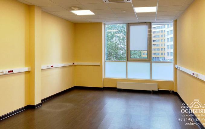 на Мытной улице, 44, площадь 3753 м