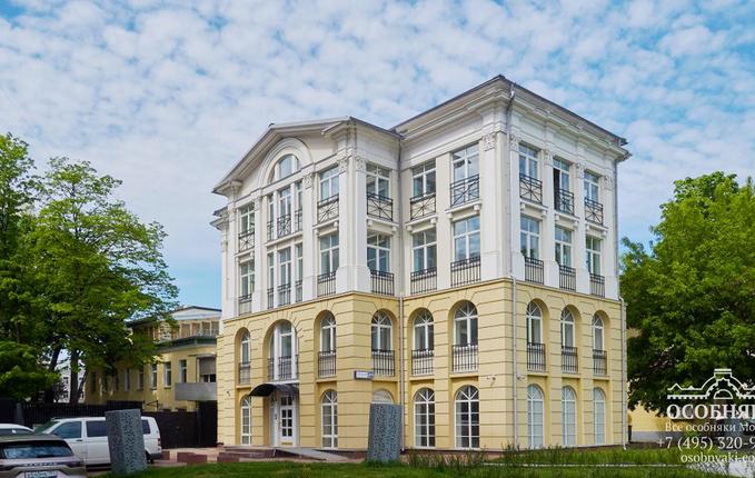 на Космодамианской набережной, 28, площадь 774 м