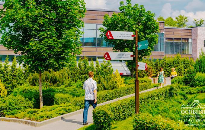 на Ленинской Слободе, 26, площадь 1385 м