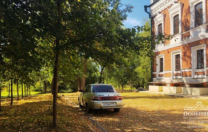 в Талицах, площадь 2136 м