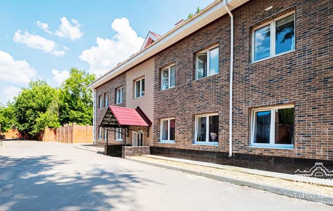 в Канатчиковском проезде, 7, площадь 800 м