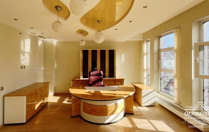 в Большом Дровяном переулке, 7, площадь 2310 м