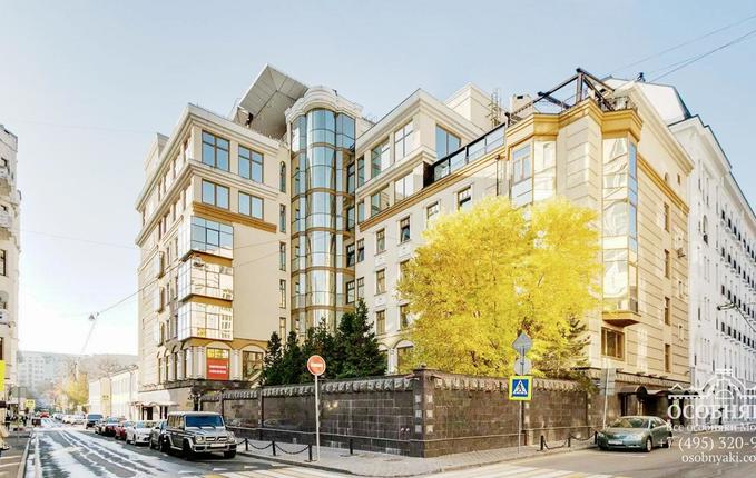 в Земледельческом переулке, 11, площадь 800 м