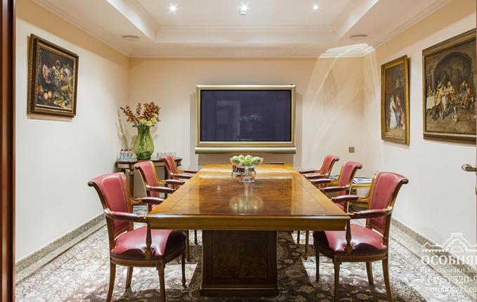 в Земледельческом переулке, 11, площадь 800 м