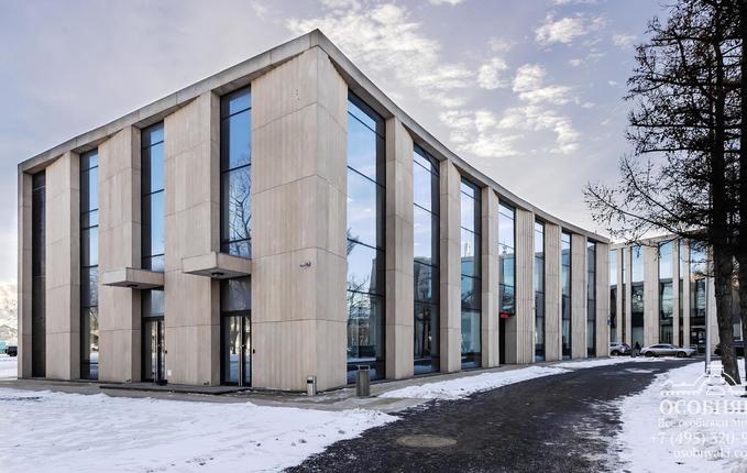 в Новолужнецком проезде, 9, площадь 1043 м