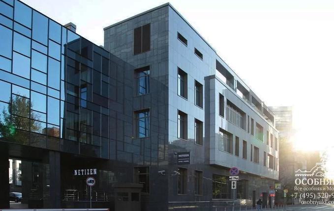 на улице Международная, 7, площадь 1750 м