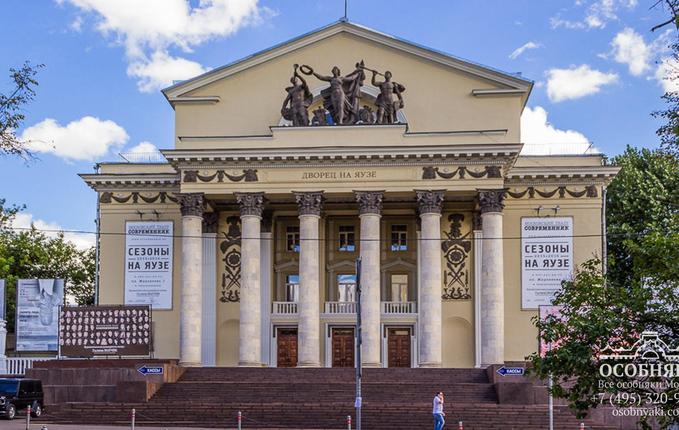 на площади Журавлева, 1, площадь 8042 м