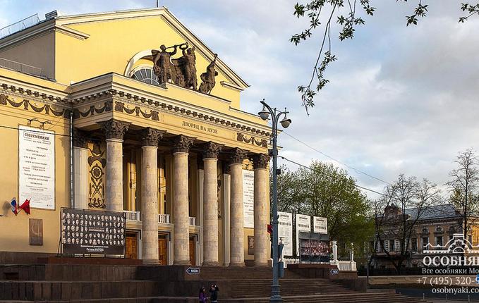 на площади Журавлева, 1, площадь 8042 м