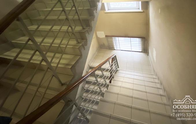 на улице Зацепский Вал, 14, площадь 1900 м