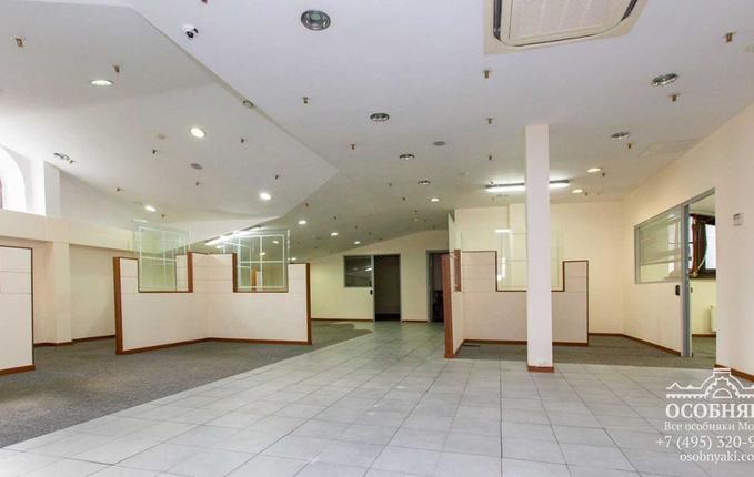 на Рождественском бульваре, 21, площадь 1431 м