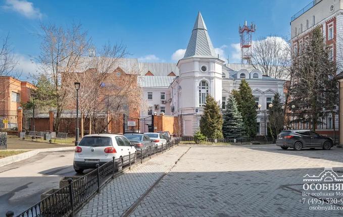 на Трубной, 28, площадь 1162 м