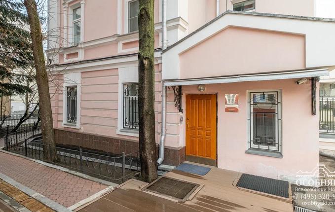 на Трубной, 28, площадь 1162 м