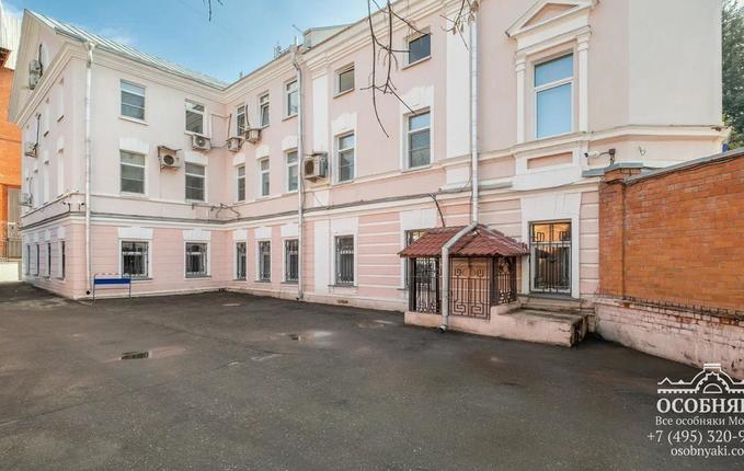 на Трубной, 28, площадь 1162 м