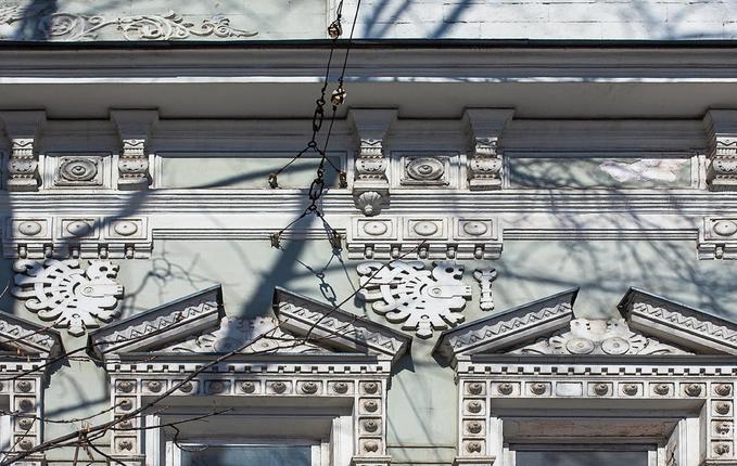 на Кожевнической улице, 13, площадь 737 м