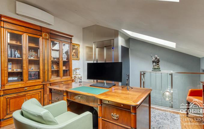 в Романовом, 3, площадь 157 м