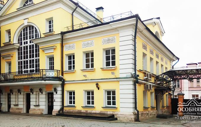 на Большой Полянке, 23, площадь 1050 м