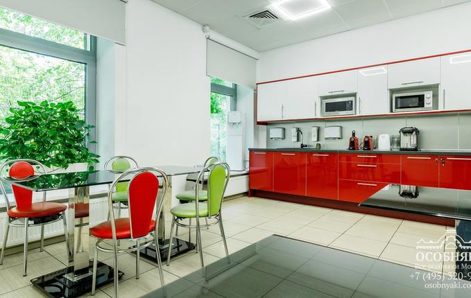 на Ленинградском проспекте, 44, площадь 2306 м