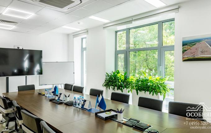 на Ленинградском проспекте, 44, площадь 2306 м