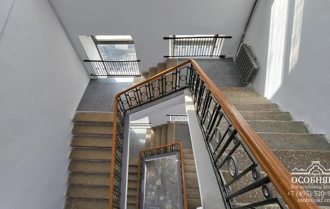 в Милютинском переулке, 18А, площадь 4362 м