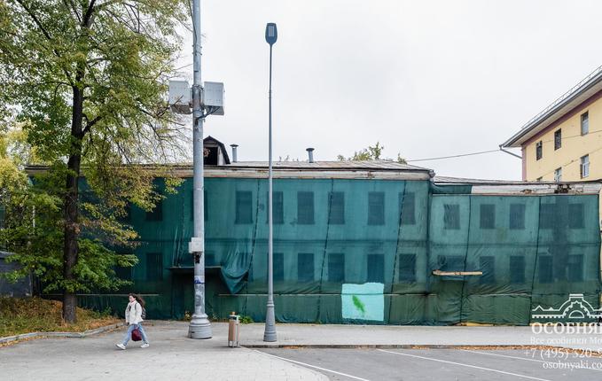 на площади Журавлева, 4, площадь 960 м