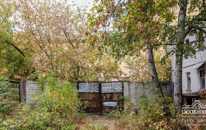 на площади Журавлева, 4, площадь 960 м