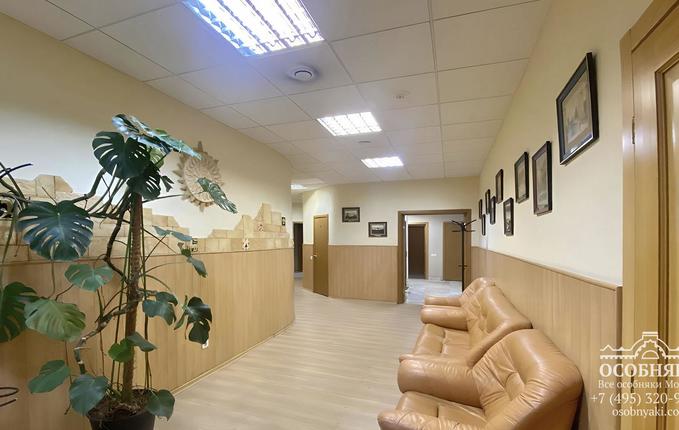 на Ленинском проспекте, 37, площадь 3420 м